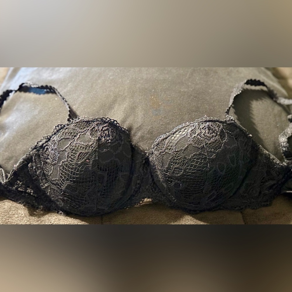 4/$40 La Senza Underwire Push Up Bra Size 32C